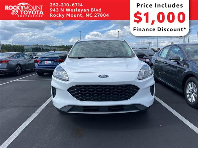 $18791 : PRE-OWNED 2022 FORD ESCAPE SE image 3