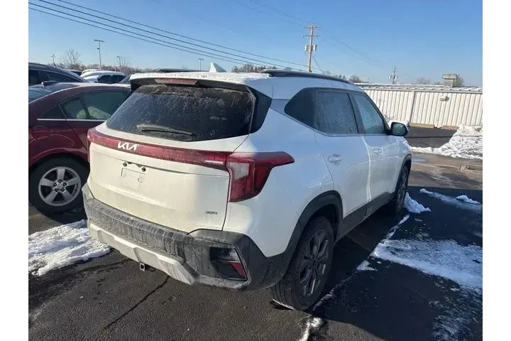 $24610 : Kia Seltos 2024 AWD S 4dr SU image 4
