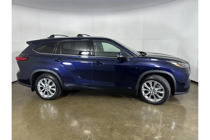 $46295 : 2023 Highlander Hybrid Limited image 9