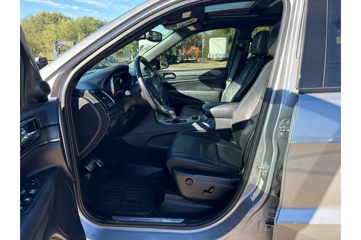 $27995 : 2019 Grand Cherokee image 6