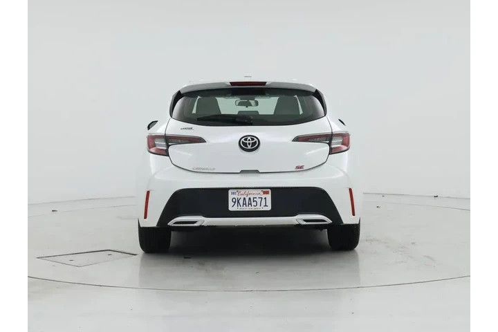 $21998 : Toyota Corolla Hatchback 202 image 6