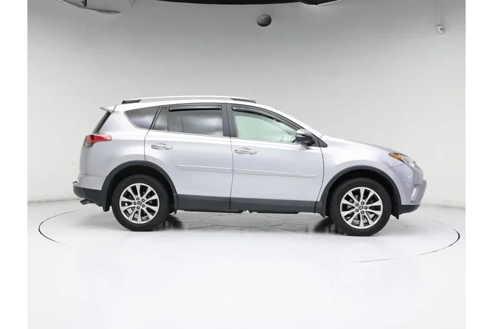 $23998 : Toyota RAV4 2017 AWD Limited image 7