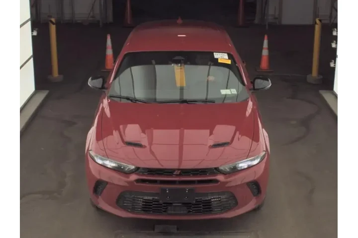 $20993 : Dodge Hornet 2024 AWD R/T 4d image 2