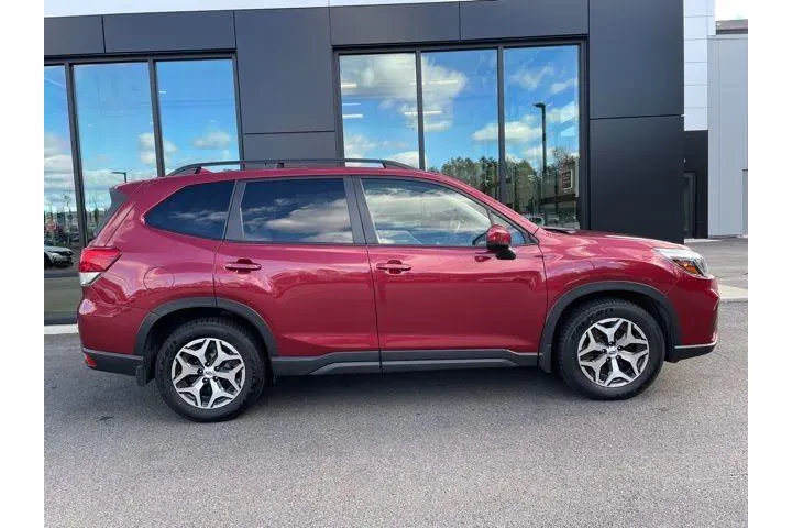 $17500 : Subaru Forester 2019 AWD Pre image 5