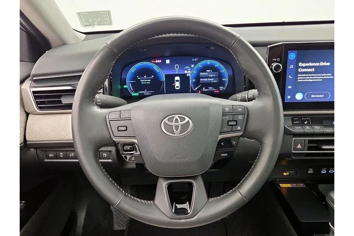 $34998 : Toyota Camry 2025 LE 4dr Sed image 10