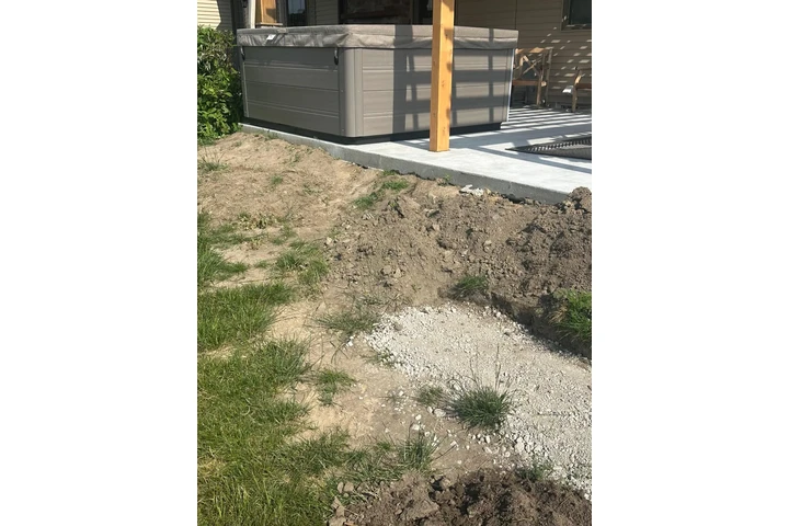 Capacs Lawncare and Landscapin image 2