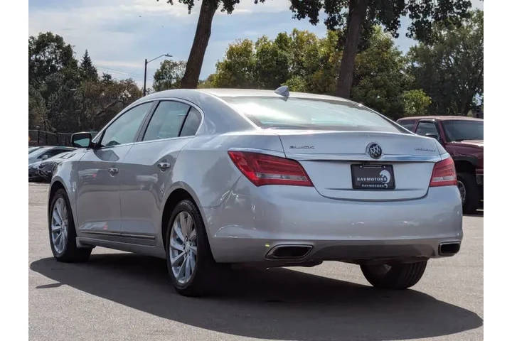 $15492 : 2016 LaCrosse image 10