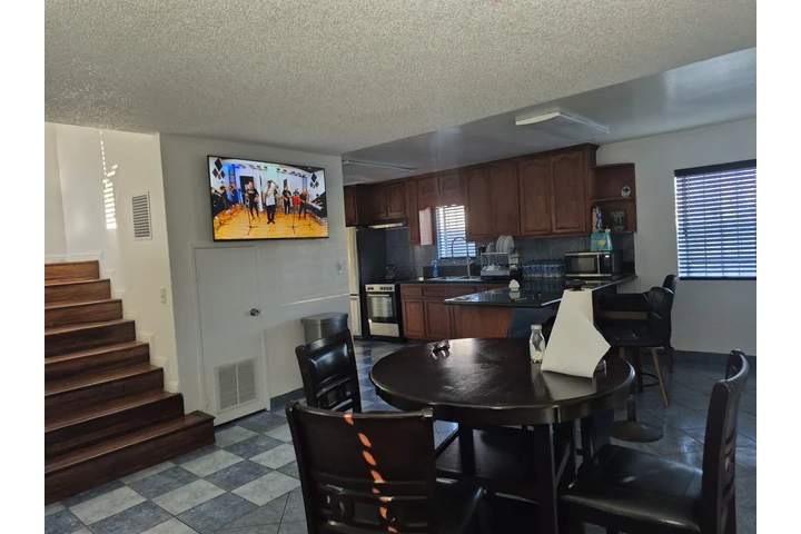 $3600 : Bell apartamento dos pisos image 1