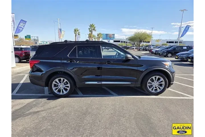 $29500 : Ford Explorer 2022 AWD XLT 4 image 8