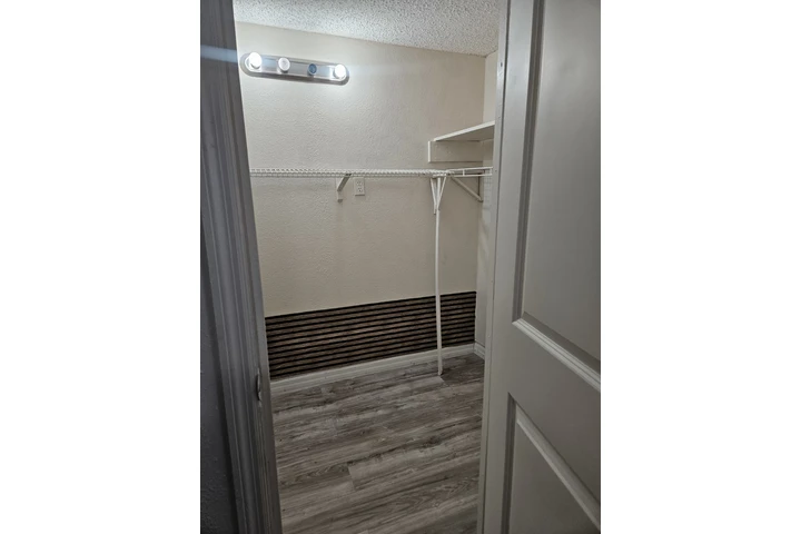 $950 : Efficiency todo incluido image 3