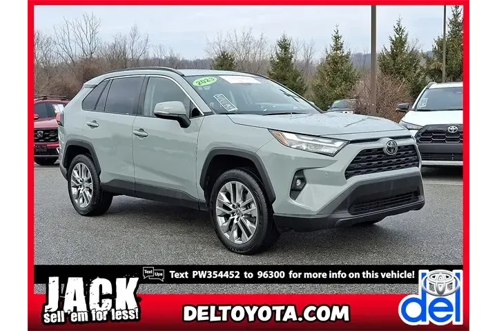 $34990 : Toyota RAV4 2023 AWD XLE Pre image 1