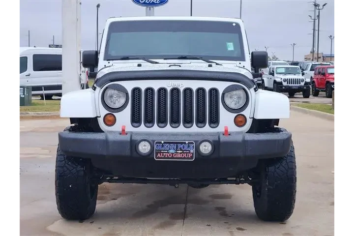 $14000 : Jeep Wrangler 2012 4x4 Sahar image 2