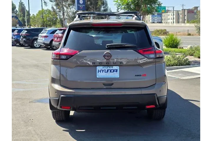 $32332 : Nissan Rogue 2025 AWD Rock C image 6
