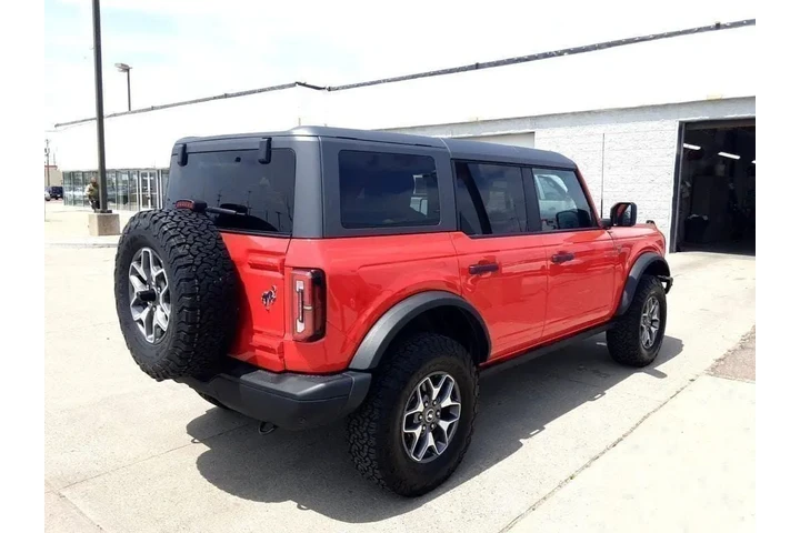 $52495 : 2024 Bronco Badlands image 5