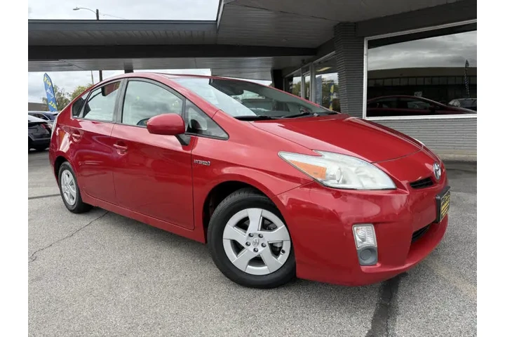 $8300 : 2011 Prius Four image 9
