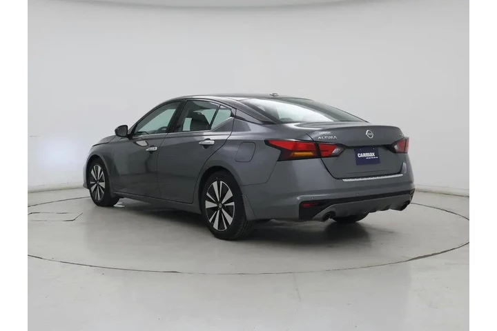 $20998 : Nissan Altima 2020 2.5 SV 4d image 2