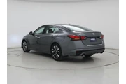 $20998 : Nissan Altima 2020 2.5 SV 4d thumbnail