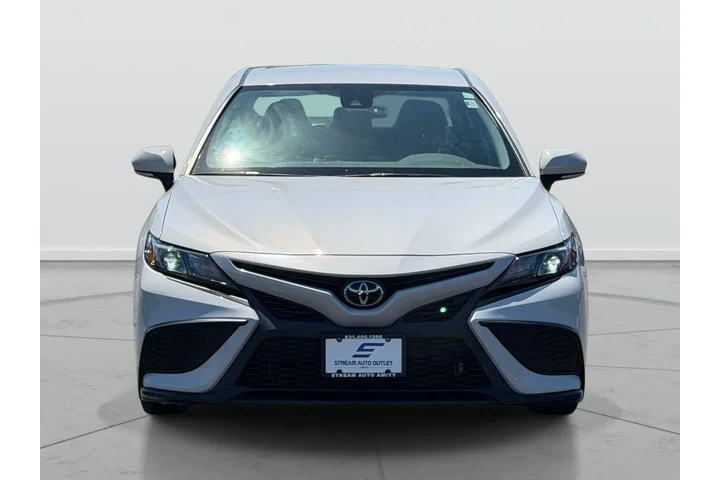 $26298 : Toyota Camry 2023 AWD SE 4dr image 2