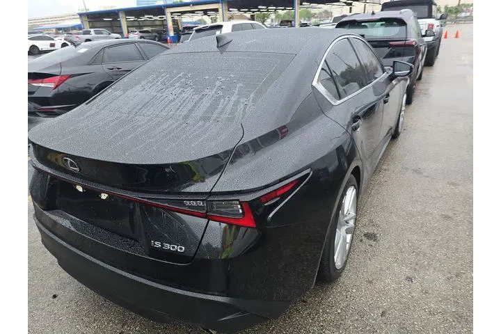 $34379 : Lexus IS 300 2022 4dr Sedan image 6