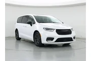 Chrysler Pacifica Plug-In Hy en Elizabethtown