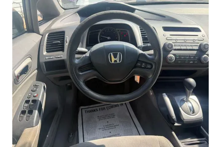 $5899 : Honda Civic 2008 LX 4dr Seda image 6