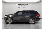 $31299 : Lincoln Navigator 2018 4x4 R thumbnail