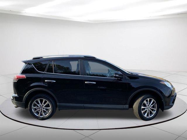 $18784 : Pre-Owned 2017 RAV4 Limited image 2