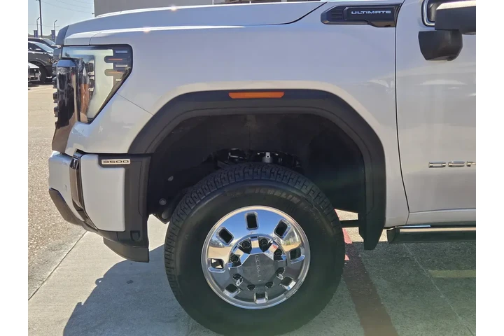 GMC Sierra 3500HD 2024 4x4 D image 7