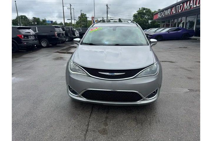 $9980 : 2018 Pacifica Limited FWD image 7