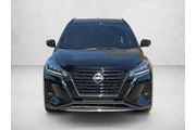 $22142 : Nissan Kicks 2024 SR 4dr Cro thumbnail