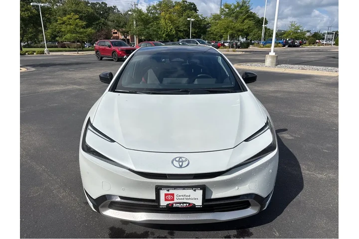 $38694 : Gold Certified2024 Prius Prim image 9