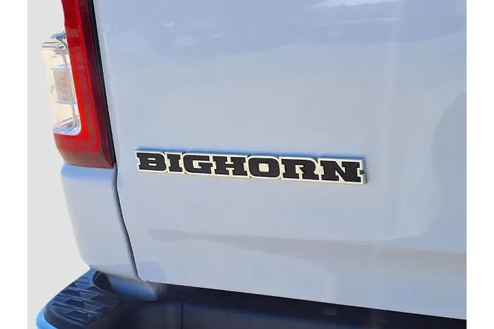 $27995 : Ram 1500 2023 4x4 Big Horn 4 image 7