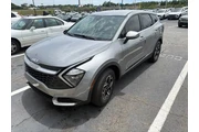 $22991 : Kia Sportage 2023 AWD LX 4dr thumbnail