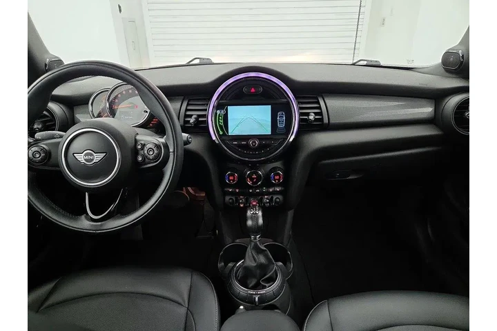 $18998 : MINI Convertible 2017 Cooper image 9