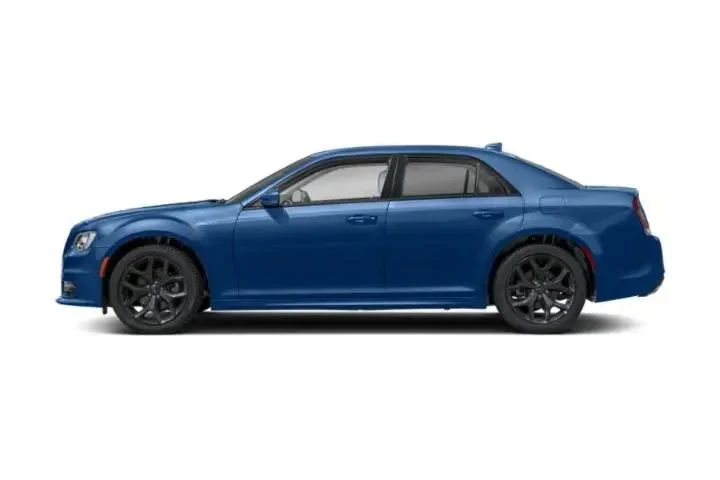 $26995 : Chrysler 300 2023 Touring L image 6