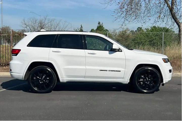 $24500 : Jeep Grand Cherokee 2021 4x2 image 9