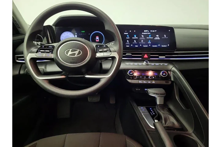 $21998 : Hyundai ELANTRA 2024 SEL 4dr image 10