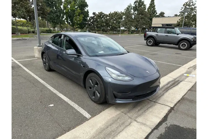 2023 Model 3 image 5