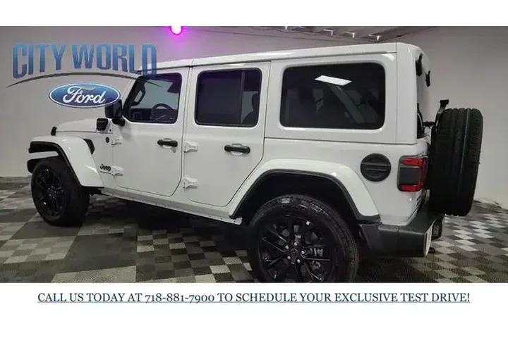 $33773 : Jeep Wrangler 2025 4x4 Backc image 5