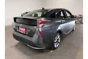 $19994 : Toyota Prius 2017 Two Eco 4d thumbnail