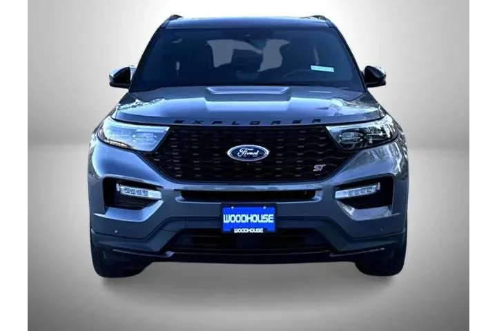 $33495 : Ford Explorer 2022 AWD ST 4d image 2