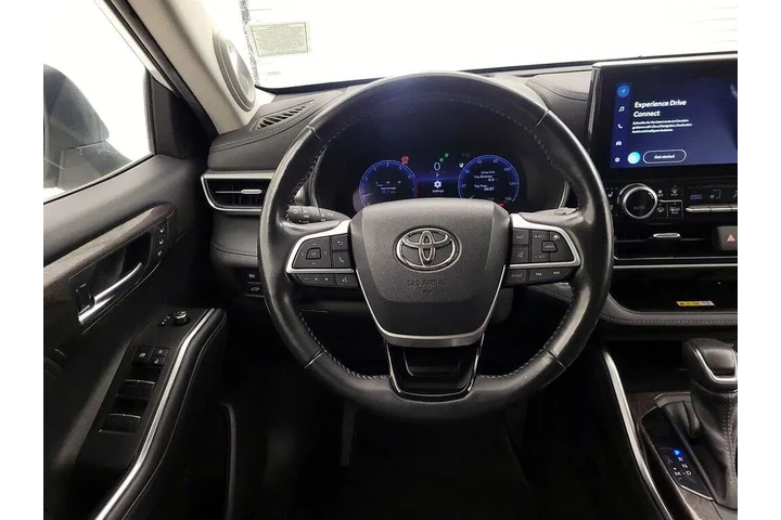 $37998 : Toyota Highlander 2023 Plati image 10