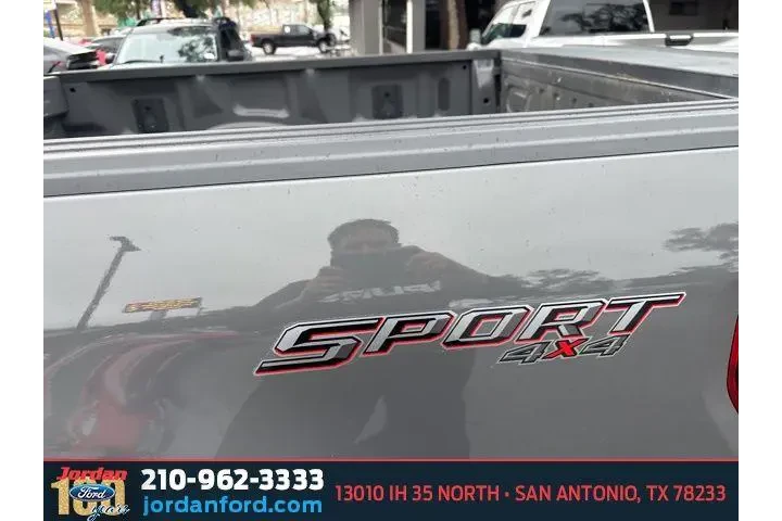 $37653 : Ford F-150 2021 4x4 XL 4dr S image 5