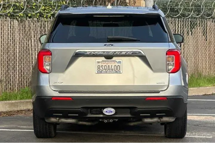 $22247 : Ford Explorer 2020 XLT 4dr S image 8