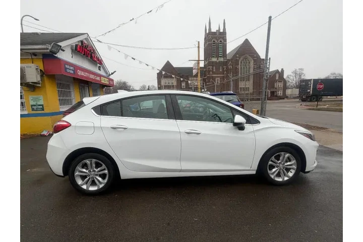 $14995 : 2019 Cruze LT image 9