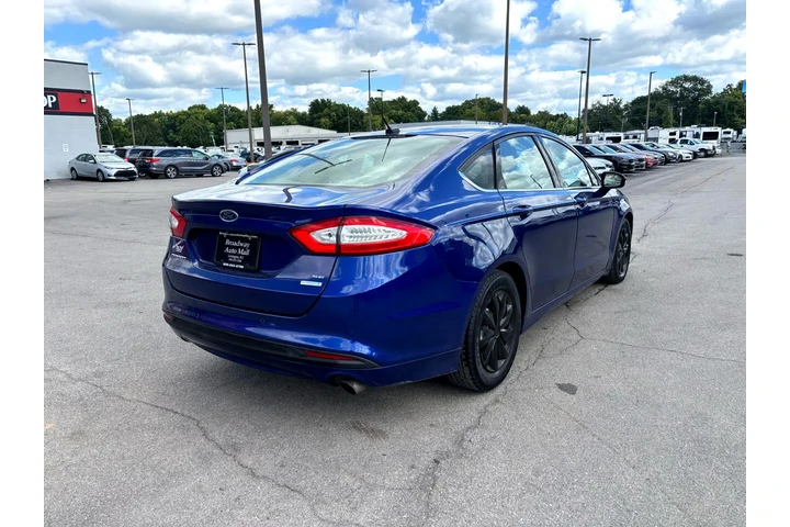 $8980 : 2016 Fusion 4dr Sdn SE FWD image 2