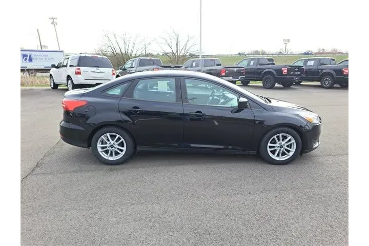 $2995 : Ford Focus 2018 SE 4dr Sedan image 6