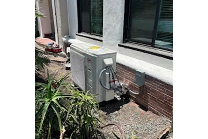 Instalación y Reparación de AC image 2