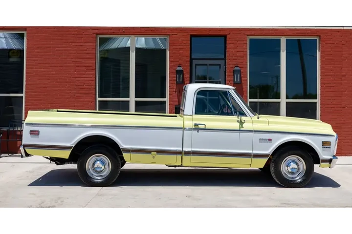 $5000 : 1972 Chevrolet C10 Cheyenne image 5