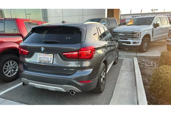 $11950 : BMW X1 2018 AWD xDrive28i 4d image 3